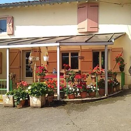 Gite A La Ferme Montesquieu-Avantes Экстерьер фото